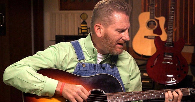 Rory Feek plays publicly for first time since wife's death - CBS This ...