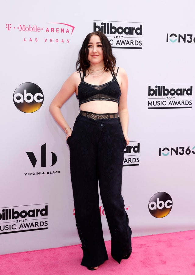2017-05-21t223739z-57234164-hp1ed5l1quqpt-rtrmadp-3-music-billboard-awards.jpg 