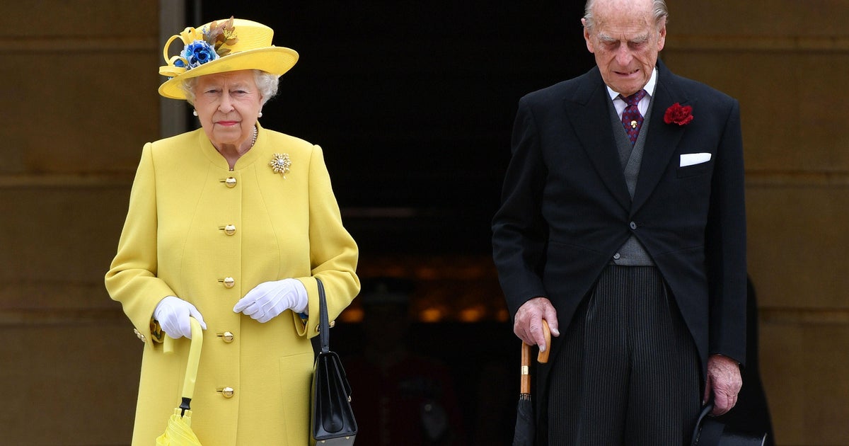 Queen Elizabeth New Zealand assassination attempt by teen Christopher
