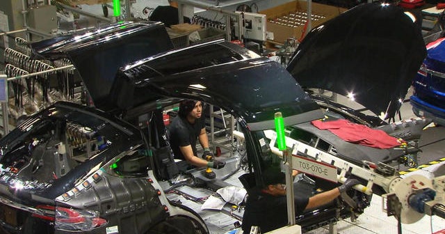 Tesla auto workers' safety in question - CBS News