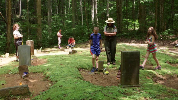 great-smoky-mountains-national-park-cemetery-620.jpg 