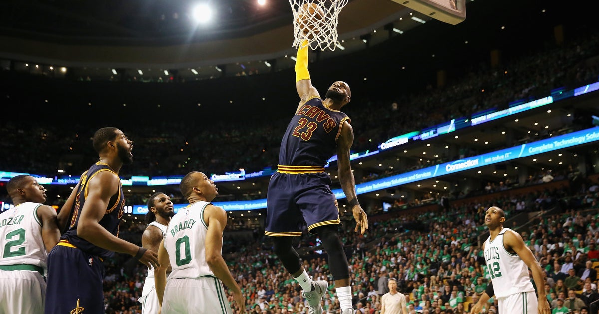 LeBron James passes Michael Jordan as all-time playoff scorer - CBS News