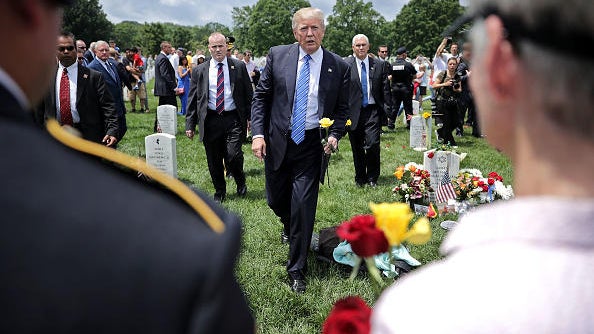 trump-at-arlington.jpg 