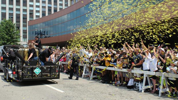 stanley-cup-parade-6.jpg 