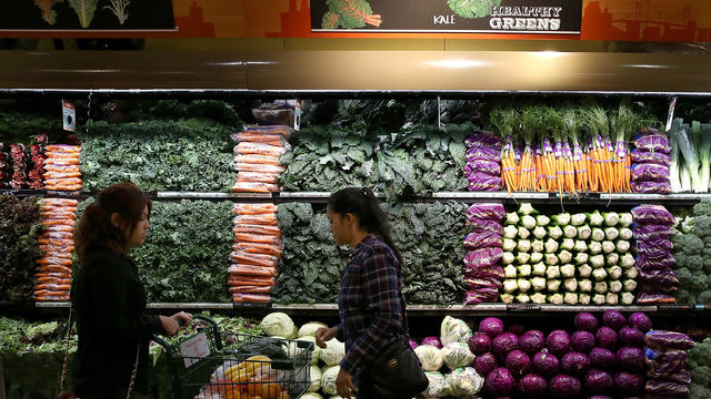 whole-foods-gettyimages-457267638.jpg 