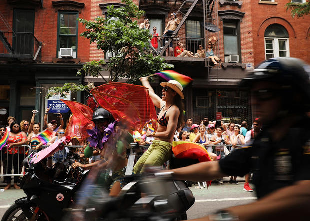gay-pride-parade-getty-800801100.jpg 