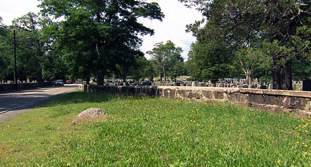 hyde park home invasion mount hope cemetery 