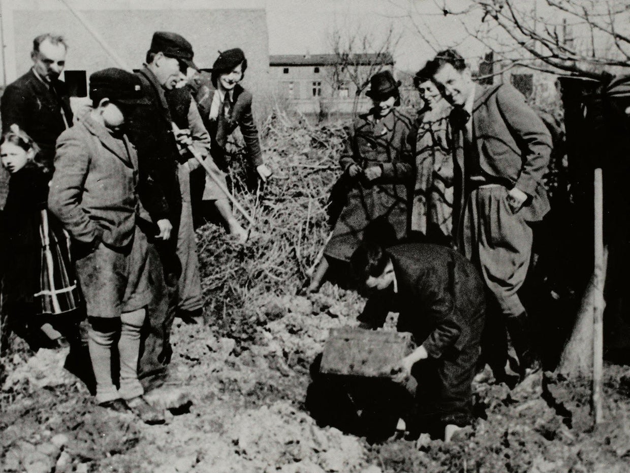 Pictures from inside a Nazi-controlled ghetto