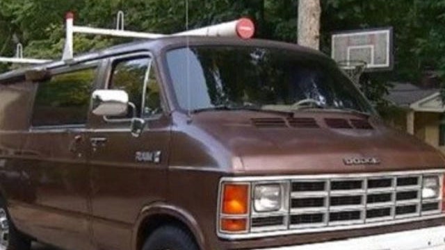 vintage-fbi-van.jpg 