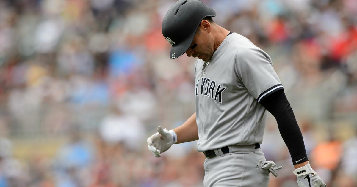 Jacoby Ellsbury officially placed on disabled list with subluxed right  shoulder - NBC Sports