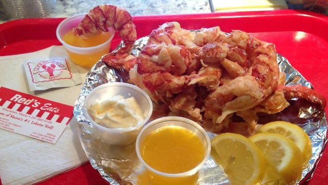 lobster-rolls-reds-eats-top-promo.jpg 