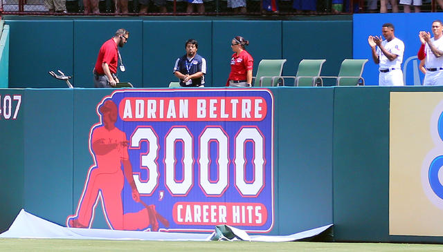 Rangers slugger Adrian Beltre joins the 3,000-hit club - Los