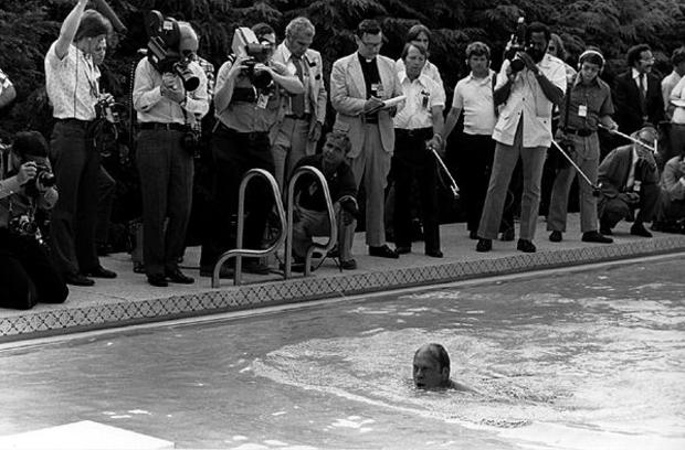 swimming-pool-ford-1975.jpg 
