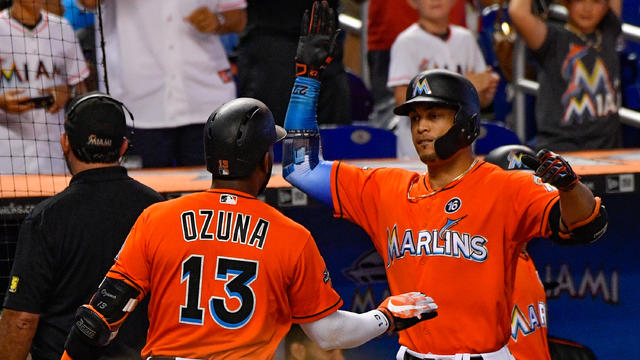 Giancarlo Stanton's 43rd home run kick-starts Marlins win vs. Giants