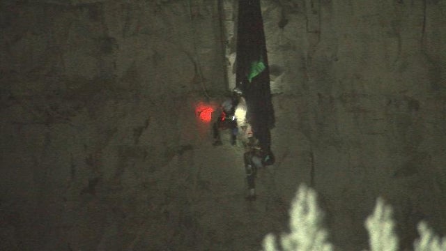 cliff-rescue1.jpg 