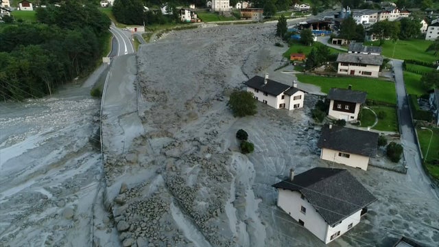 bondo-swiss-mudslide.jpg 