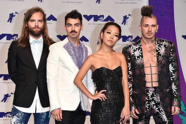 MTV Video Music Awards 2017 red carpet