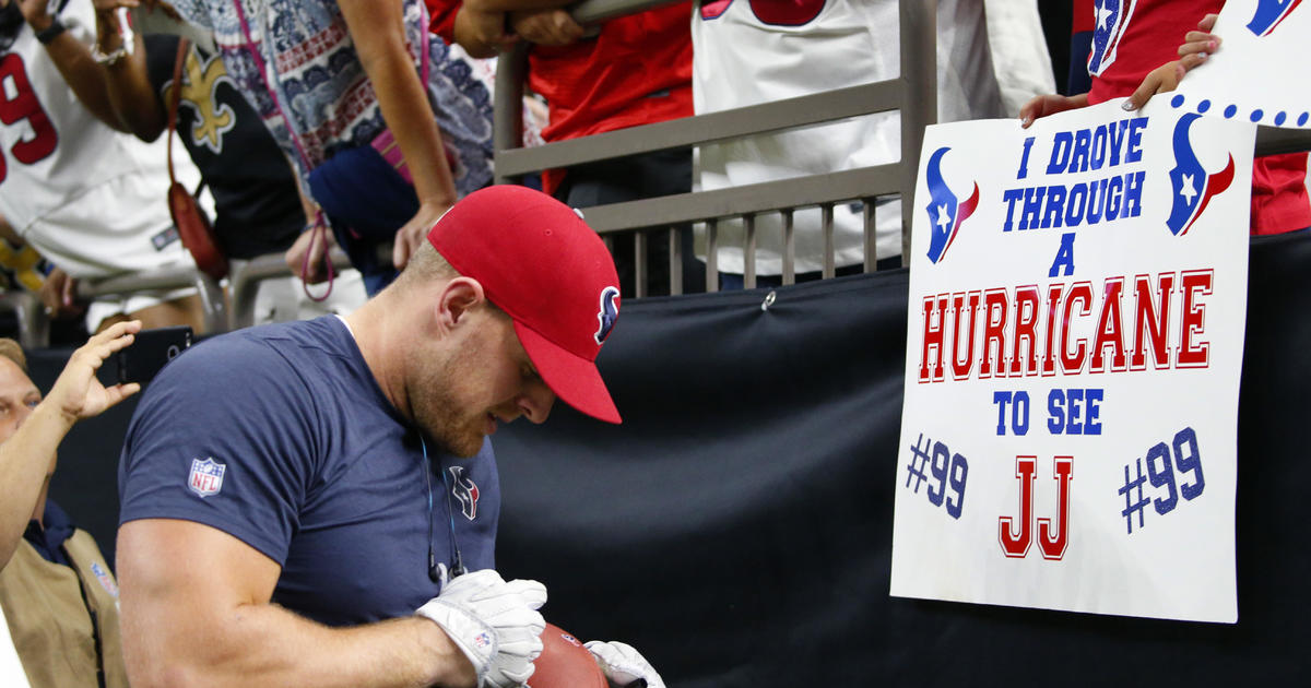 Former Texans star JJ Watt offers help to Houston woman trying to sell his  gear to raise money for her grandfather's funeral - ABC13 Houston