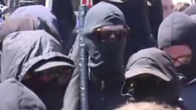 berkeley-rally-anarchists-082717.jpg 