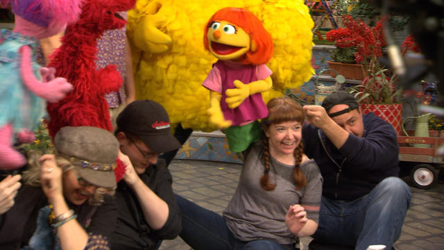 ot-sesamestreet2behindthescenes-1273110-640x360.jpg 