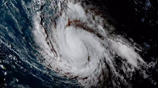 social-0905-fakehurricaneforecasts-1390480-640x360.jpg 