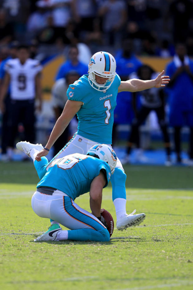 Miami Dolphins v Los Angeles Chargers 