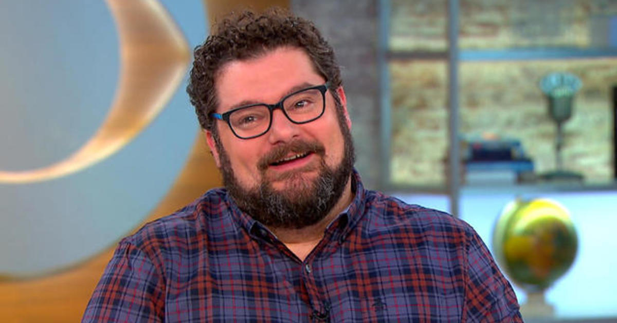 Bobby Moynihan Talks New Show Loving And Leaving Snl Cbs News