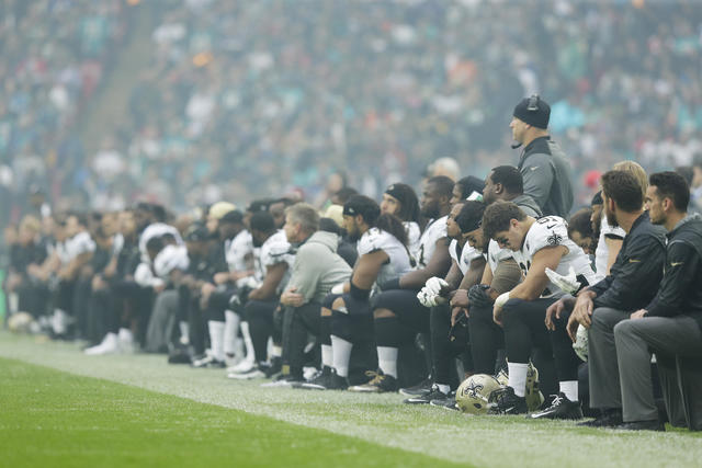 Miami Dolphins' Julius Thomas pleased by big game, change in team National  Anthem policy