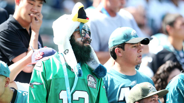 eagles-fans1.jpg 