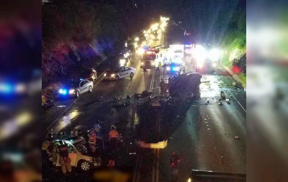 4 killed, several injured after headon car crash on Maui CBS News