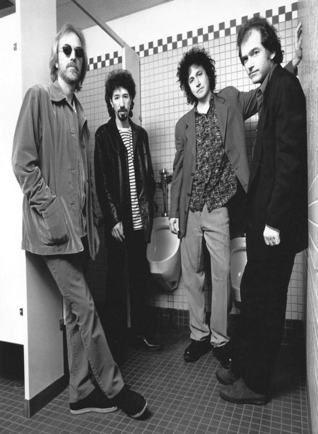 tom-petty-and-the-heartbreakers-tp-howie-epstein-mike-campbell-benmont-tench-photo-robert-sebree-wb-vertical.jpg 