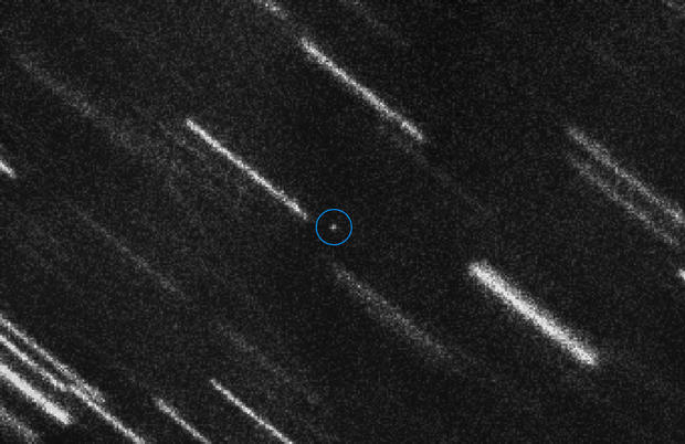 asteroid-2012-tc4-will-fly-past-earth-in-october-2017.jpg 