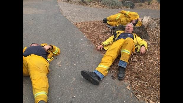 Heartbreaking photos show toll on firefighters of California blazes 