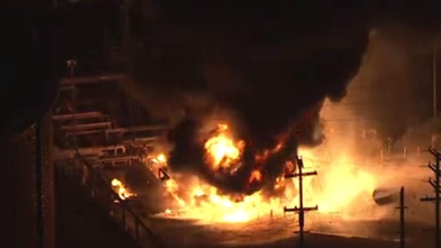 chevron-refinery-fire-101717.jpg 