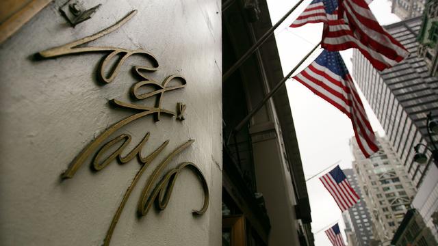 Saks 5th Avenue data breach compromises customers' credit card info