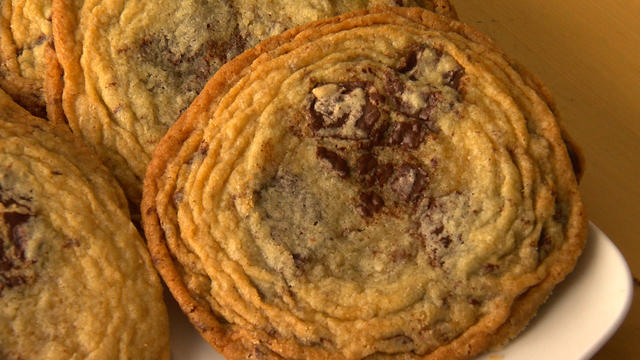 str-chocolate-chip-cookies-cover-110717_1107t140201-mov-1.jpg 