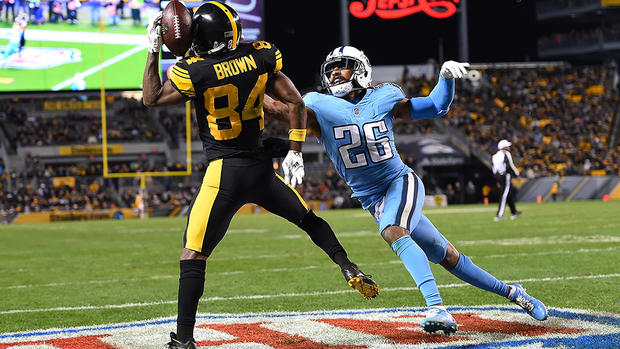 Tennessee Titans v Pittsburgh Steelers 