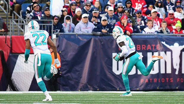 Reshad Jones - Miami Dolphins v New England Patriots 
