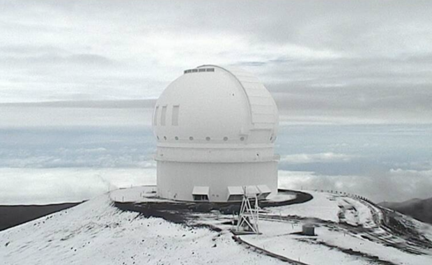 Hawaii's snow-covered volcanoes 