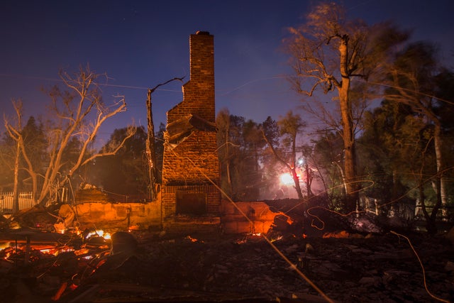 Southern California Wildfires Forces Thousands to Evacuate