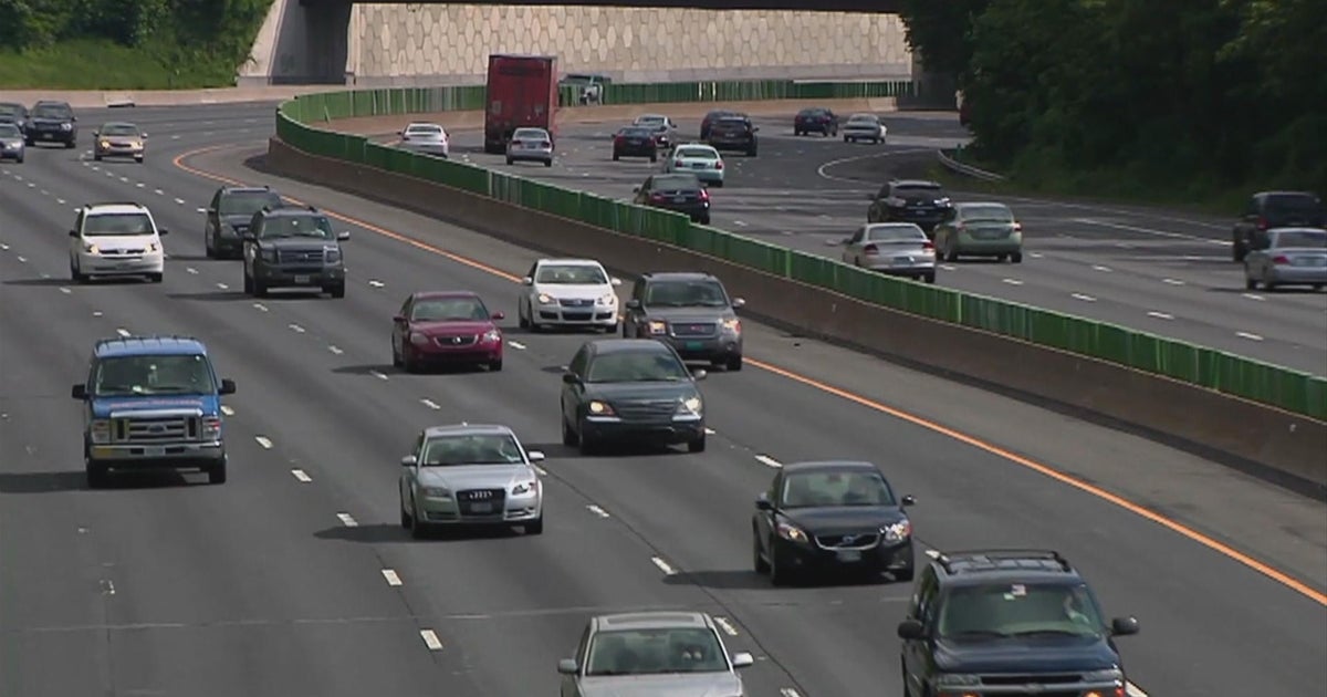 Only 15 vehicles meet tougher criteria for 2018 IIHS top safety rating