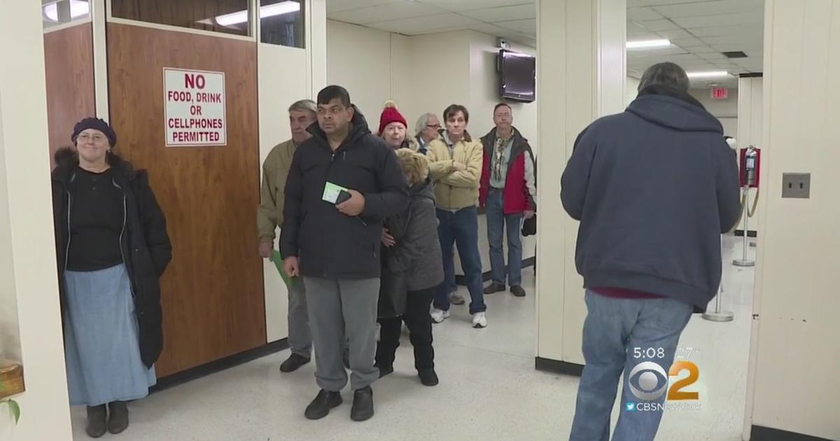 another-day-of-long-lines-on-long-island-for-property-tax-pre-payment