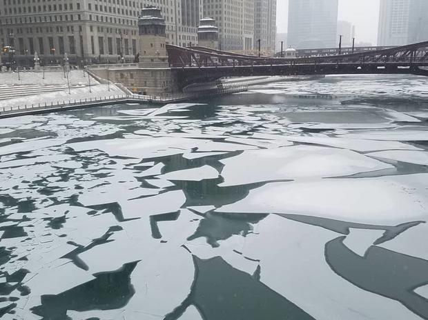 Icy Chicago River 