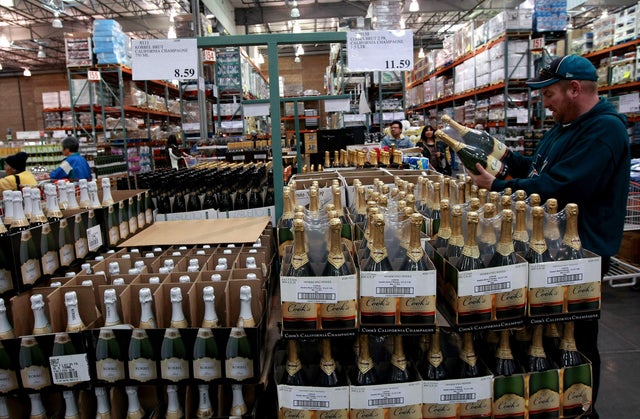 Economic Downturn Causes Drop In Champagne Sales 