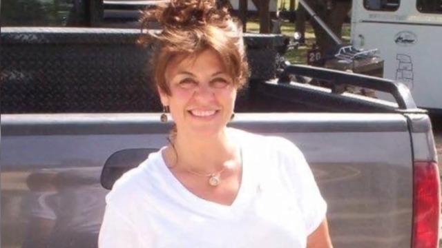cbsn-fusion-jeanette-leblanc-dead-oysters-flesh-eating-bacteria-thumbnail-1477953-640x360.jpg 