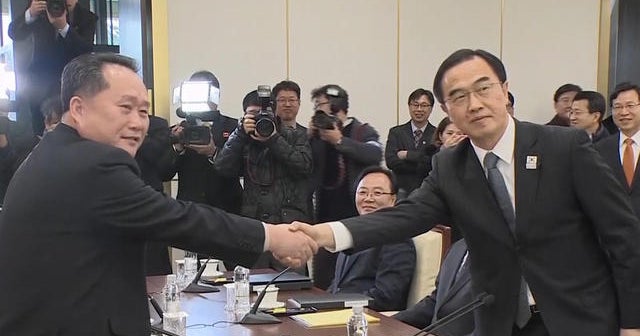 North and South Korea hold first direct talks in years - CBS News