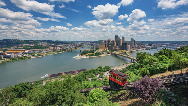 pittsburghskylinewithincline.png 