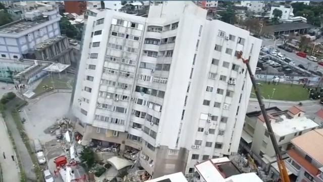 cbsn-fusion-rescue-workers-search-survivors-taiwan-earthquake-thumbnail-1497860-640x360.jpg 