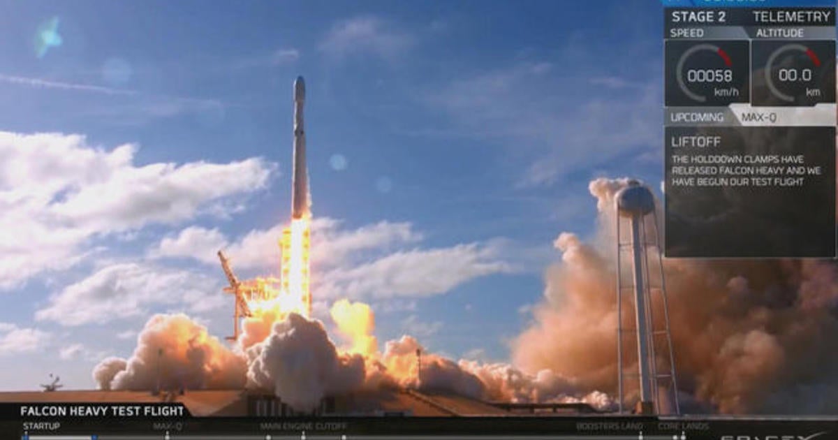 SpaceX celebrates successful rocket launch - CBS News