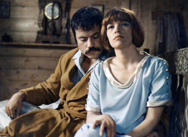 glenda-jackson-oliver-reed-women-in-love.jpg 